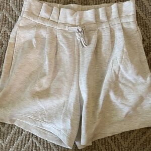 VARLEY Claude high rise short 4.5 Doublesoft size small